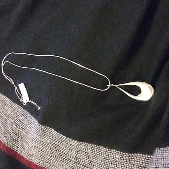 Accessories Long Necklace - Picture 2 of 3